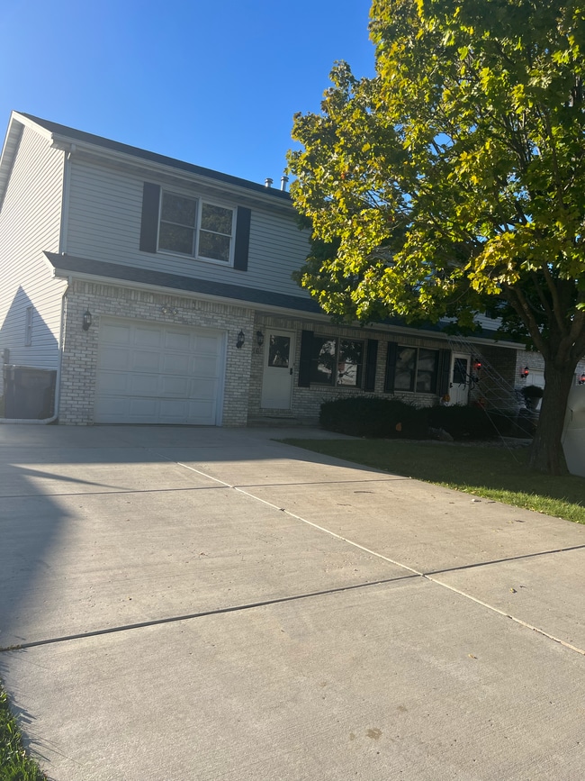 Building Photo - 162 S 19th St