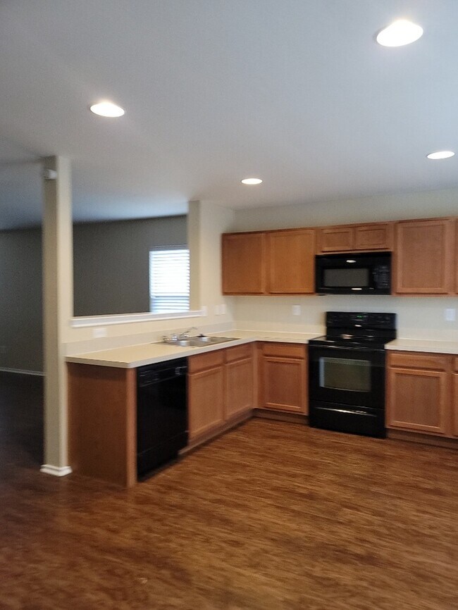 Photo - 3/2/2 coming soon in Burleson