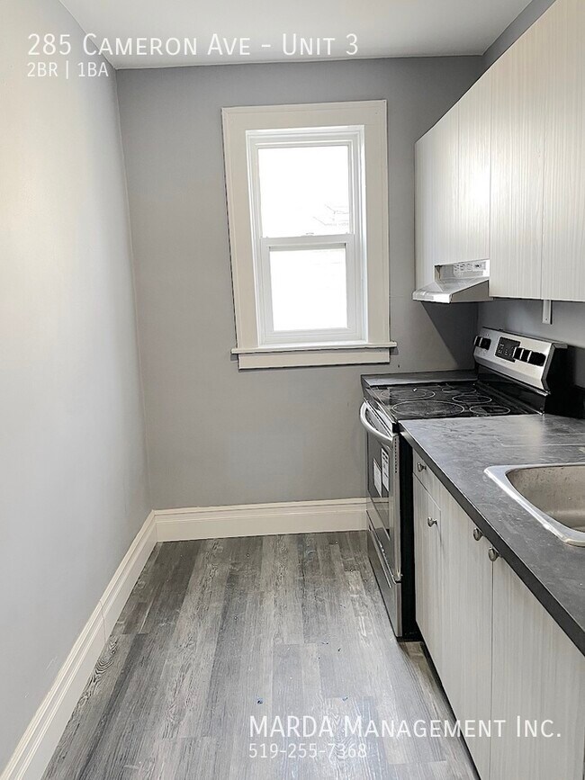 Photo - 285 Cameron Ave