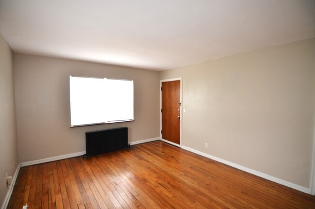 Photo - 2621 Park Ave Unit 2