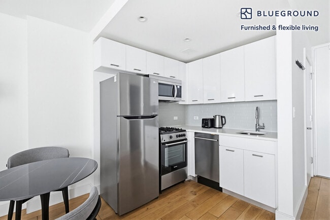 Photo - 230 E 44th St Unidad FL4-ID2068