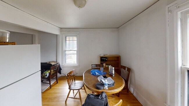 Photo - 500 Catherine St Unit 2