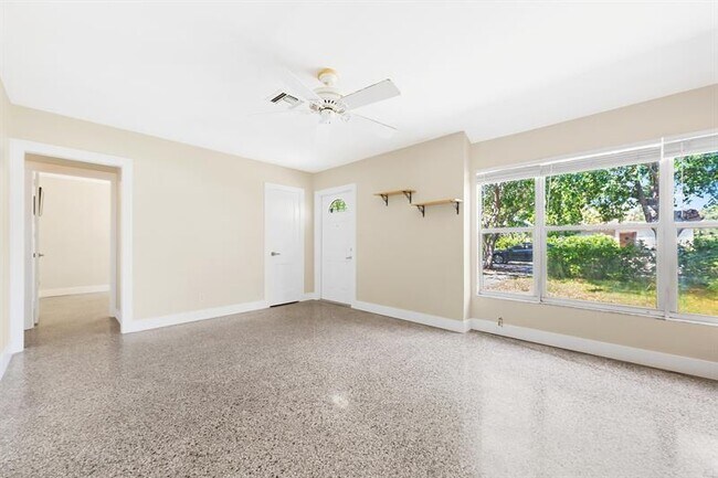 Photo - 1500 NW 3rd Ave