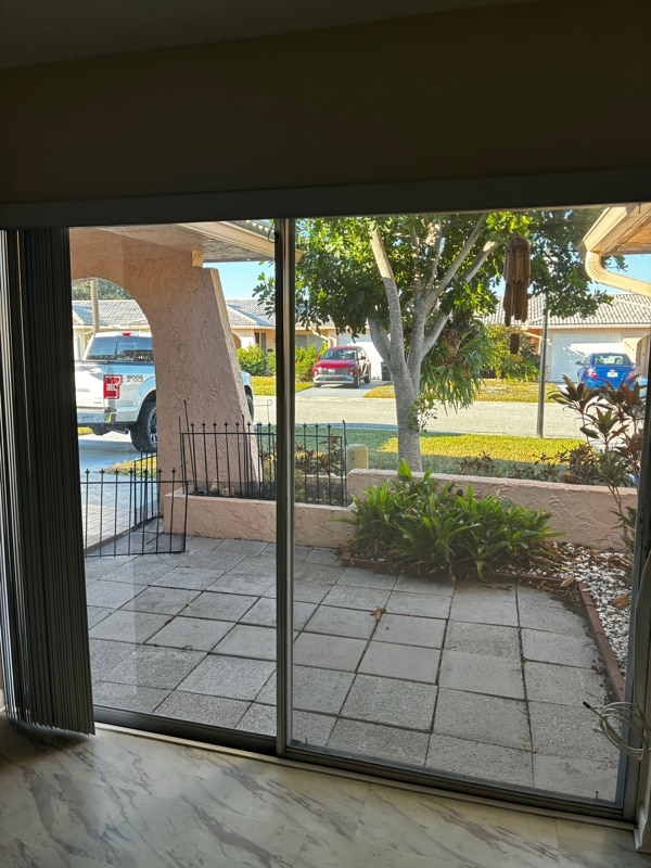 Photo - 5428 Larchmont Ct