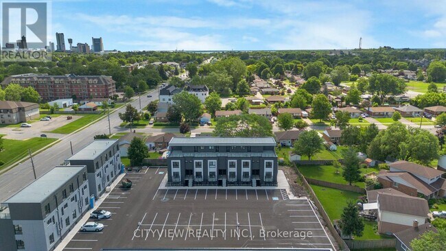 Photo - 6638 McLeod Rd