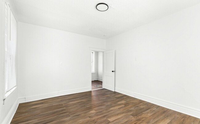 Photo - 4476 Margaretta Ave