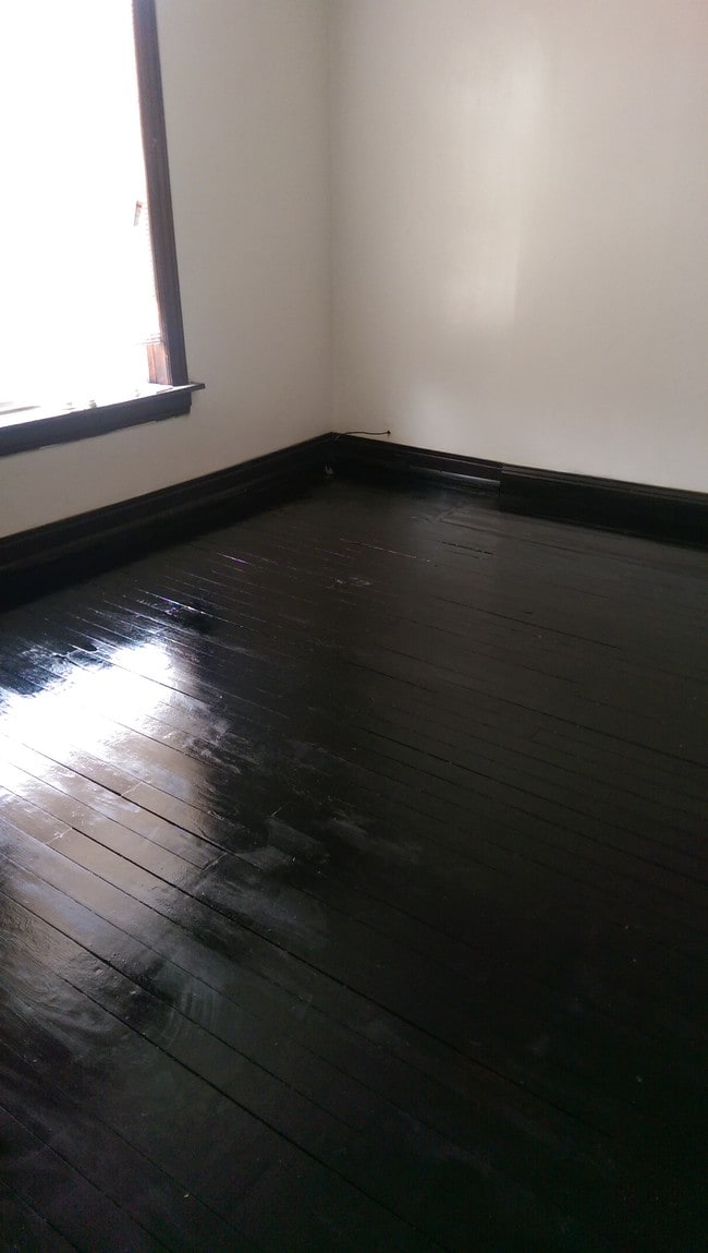 Living room - 3421 Hartford St Unit 2nd