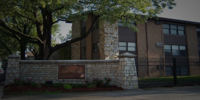 Street View - Stone Falls Apartments