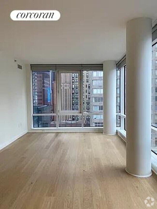 Building Photo - 306 W 48th St Rental