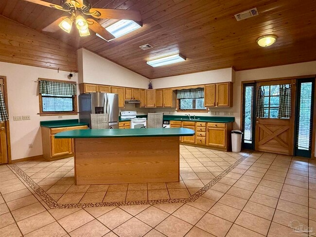 Photo - 7769 Lakeside Dr