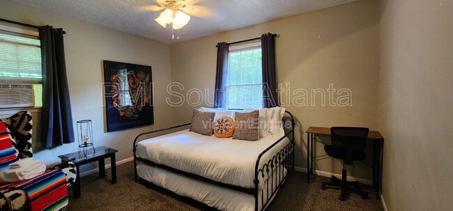 Building Photo - 150 Timberland Trail Unit 4