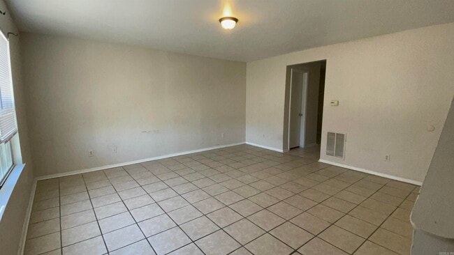 Photo - 304 E Helen Ave