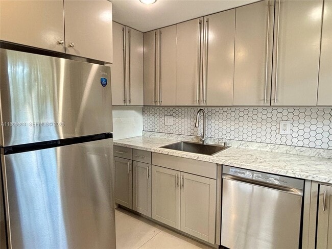 Photo - 15391 S Dixie Hwy Unit 52