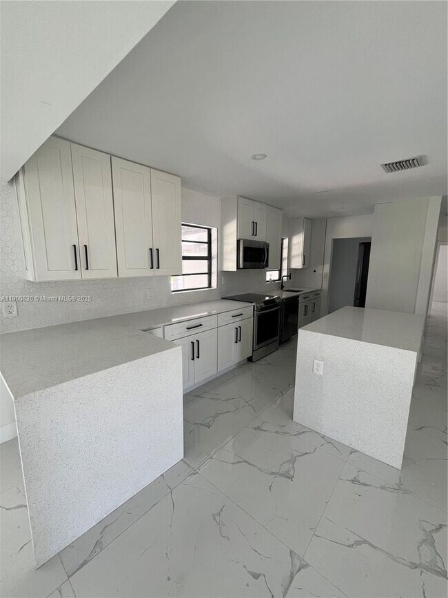 Photo - 11755 SW 37th St