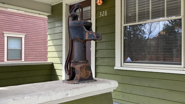 Photo - 328 E 12th St