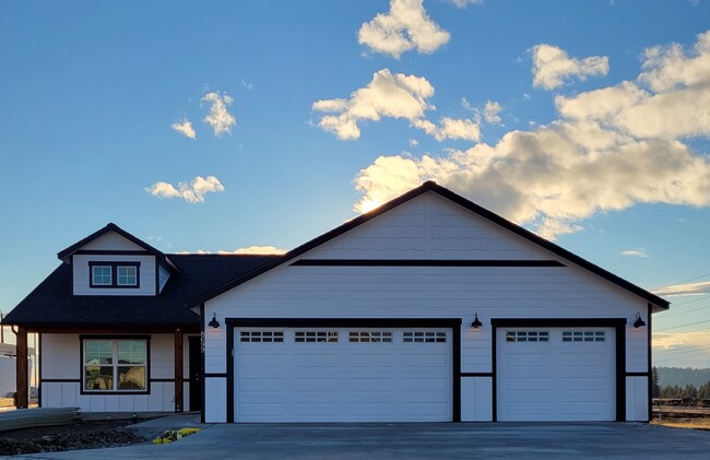 Photo - Thayer Cottages Homes