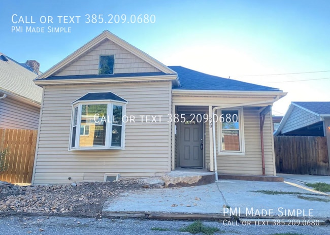 Building Photo - 558 S Windsor St