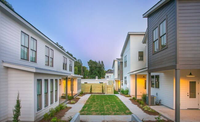 408 E 34th St Unit 408 E. 34th