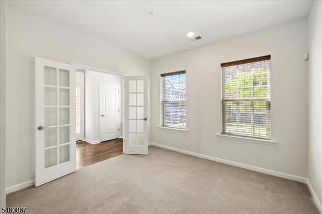 17 Cortland Ct