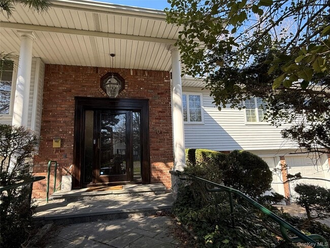 Building Photo - 30 Dogwood Rd