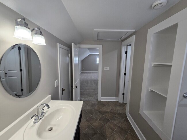 Photo - 4094 University Dr Unit A