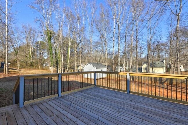 Photo - 95 Pine Grove Cir