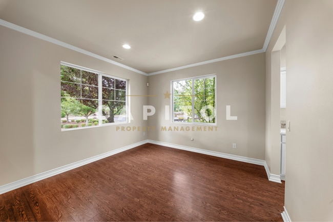Photo - 5800 Balustrade Blvd SE