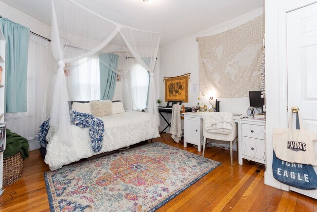 Photo - Stunning 4 bed 2 bath in Allston