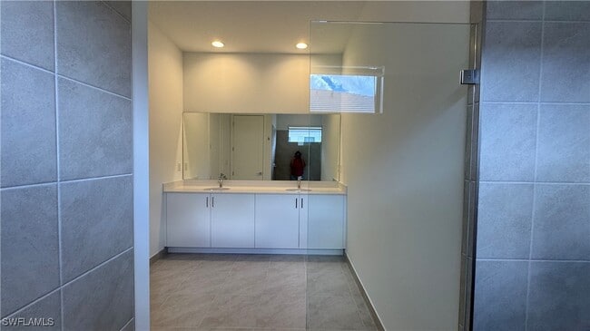 Photo - 5089 Panella Ave