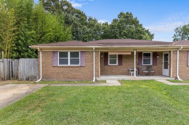 Building Photo - 6048 Brookwood Dr Unit A Rental
