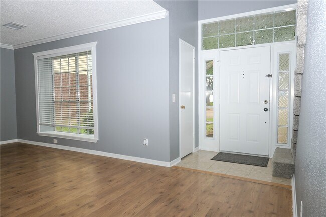 Photo - 2607 Woodstream Blvd