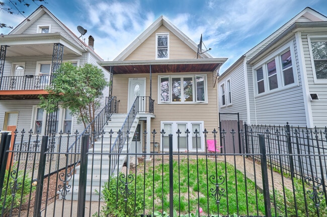 Photo - 4323 S Talman Ave Apartment Unit 2