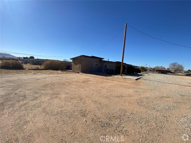 Building Photo - 13193 Navajo Rd Rental