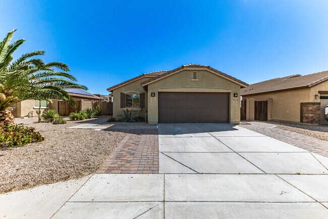 Building Photo - 1429 S 237th Ln