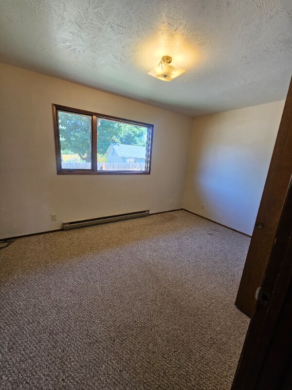 Photo - 203 W Larch St Unidad 1