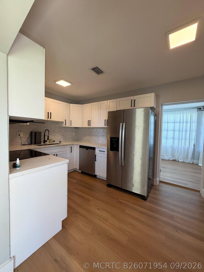 Photo - 217 E 24th St