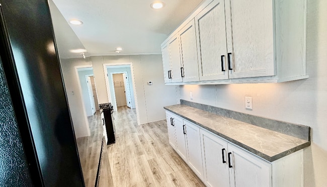 Photo - 25148 Au Lac Dr N