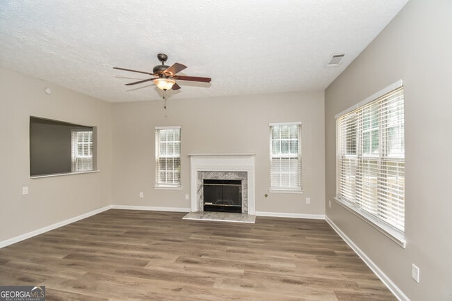 Photo - 480 Burdett Ridge Ct
