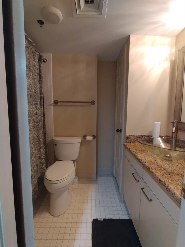 Photo - 3525 Sage Rd Unit 201