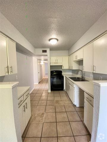 Building Photo - 6812 Trail Lake Dr Rental