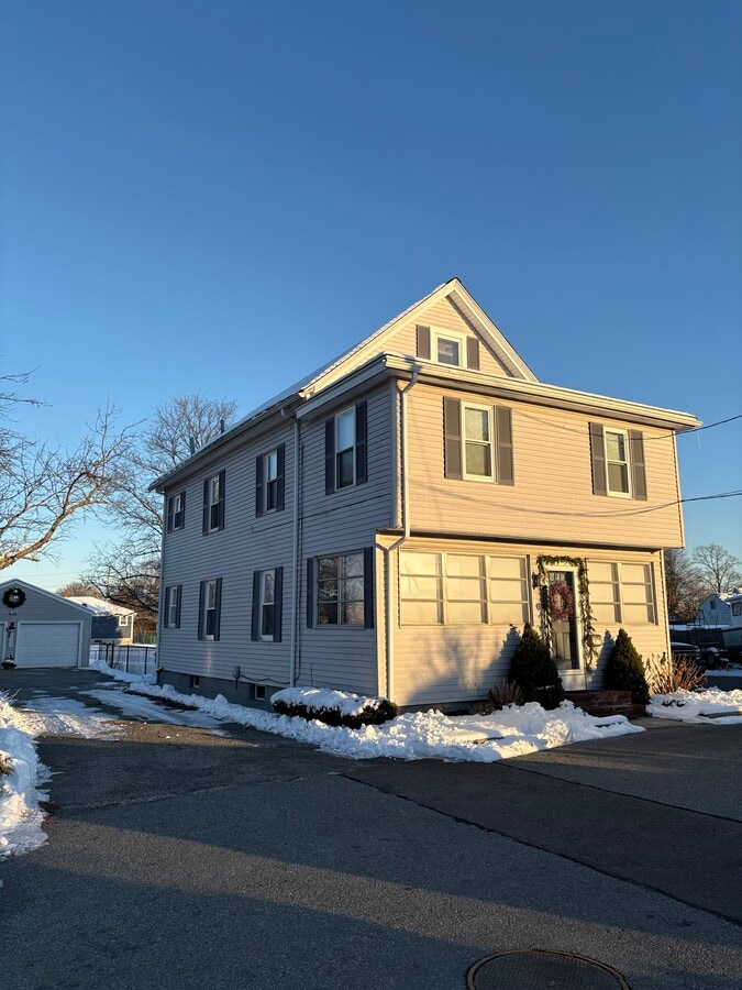 Photo - 6 Thrasher Ave Unit 2nd floor