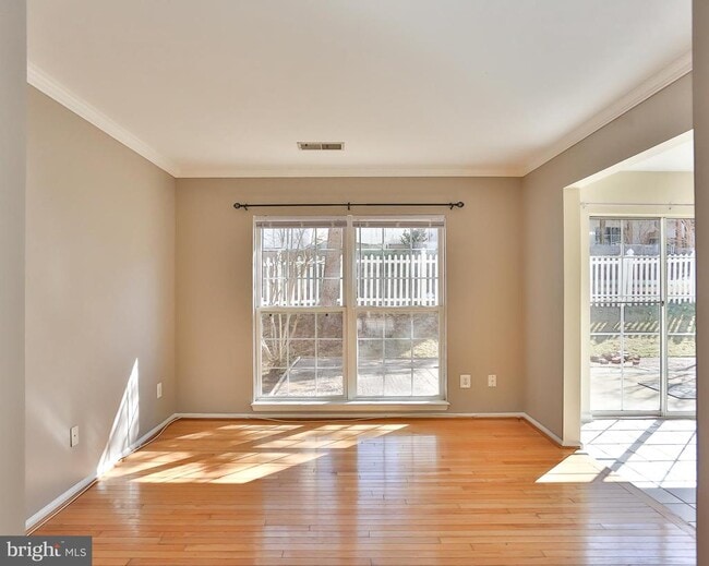 Photo - 17259 Larkin Dr