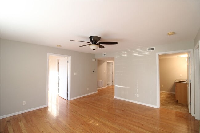 Photo - 5123 Welsh Dr