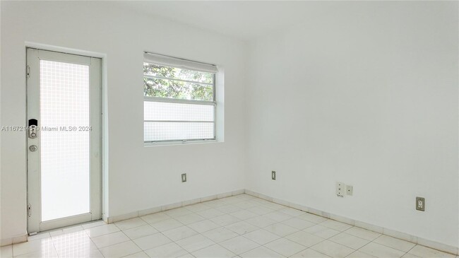 Photo - 344 Euclid Ave Condo Unit 108