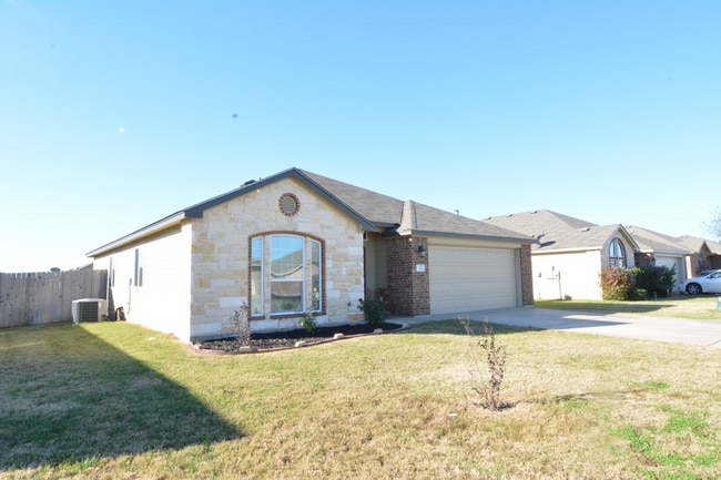 Photo - 7919 Woodbury Dr
