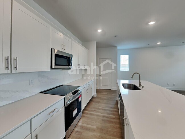 Photo - 5826 Iron Iss St