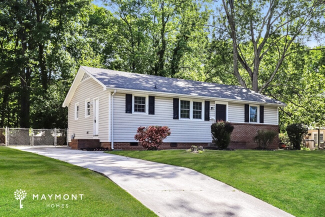 Photo - 2616 Shady Lawn Dr