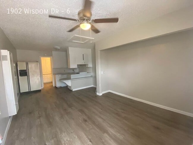 Building Photo - 1902 Wisdom Dr Unit 6 Rental