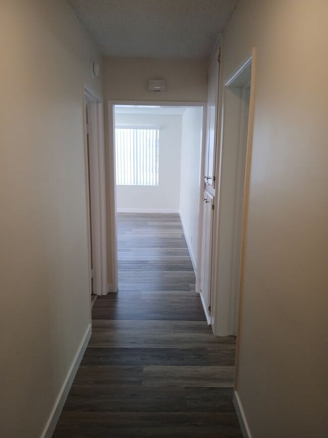 Photo - Large Remodeled 1BD Near Downtown Long Beach!!!