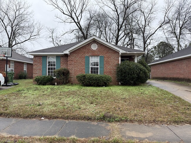 Building Photo - 2724 Garden Brook Ct